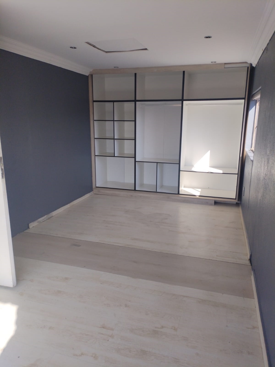 To Let 2 Bedroom Property for Rent in Elandspark Gauteng