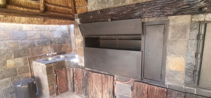 4 Bedroom Property for Sale in Kenleaf Gauteng