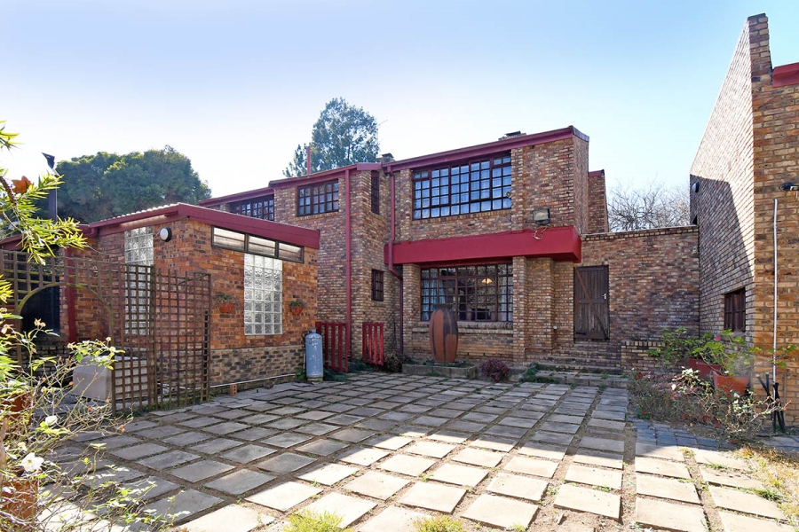 3 Bedroom Property for Sale in Woodmead Gauteng