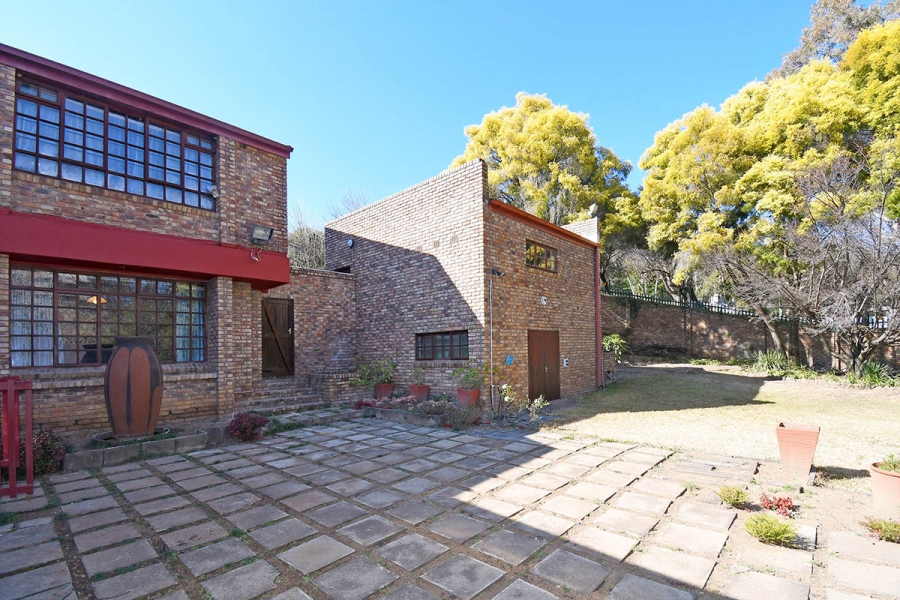 3 Bedroom Property for Sale in Woodmead Gauteng