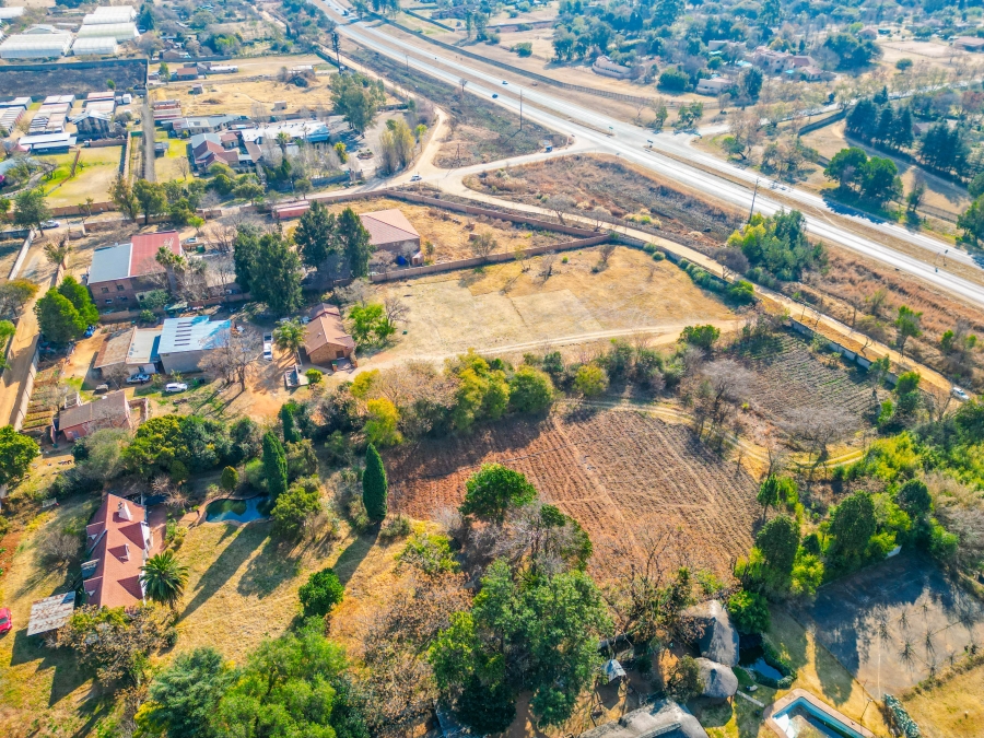 5 Bedroom Property for Sale in Glen Austin Gauteng