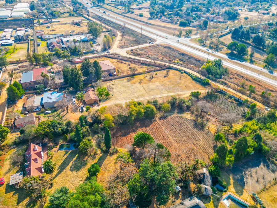 5 Bedroom Property for Sale in Glen Austin Gauteng