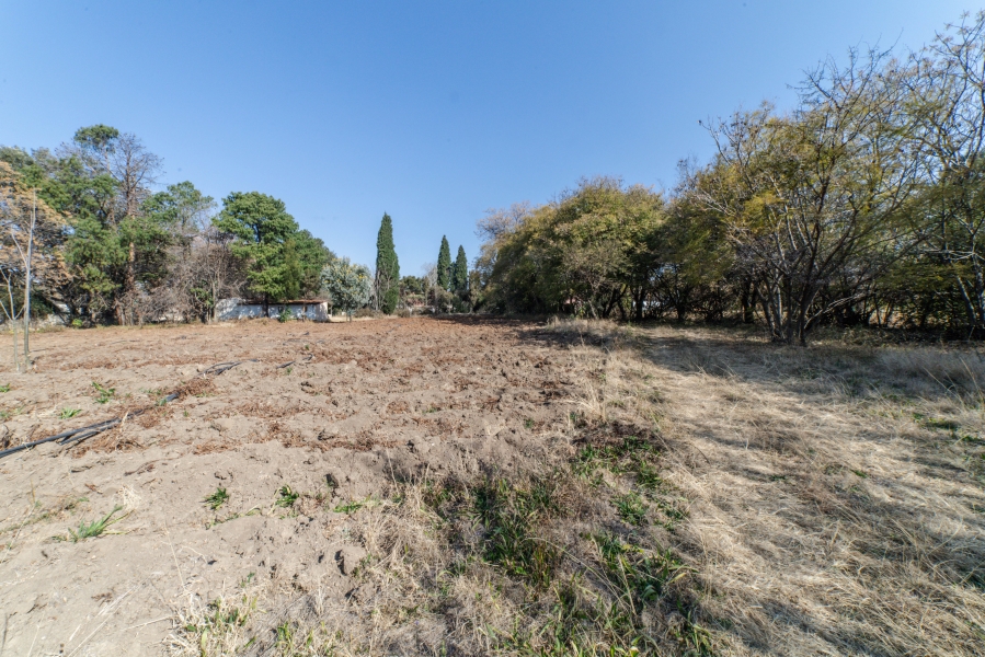 5 Bedroom Property for Sale in Glen Austin Gauteng