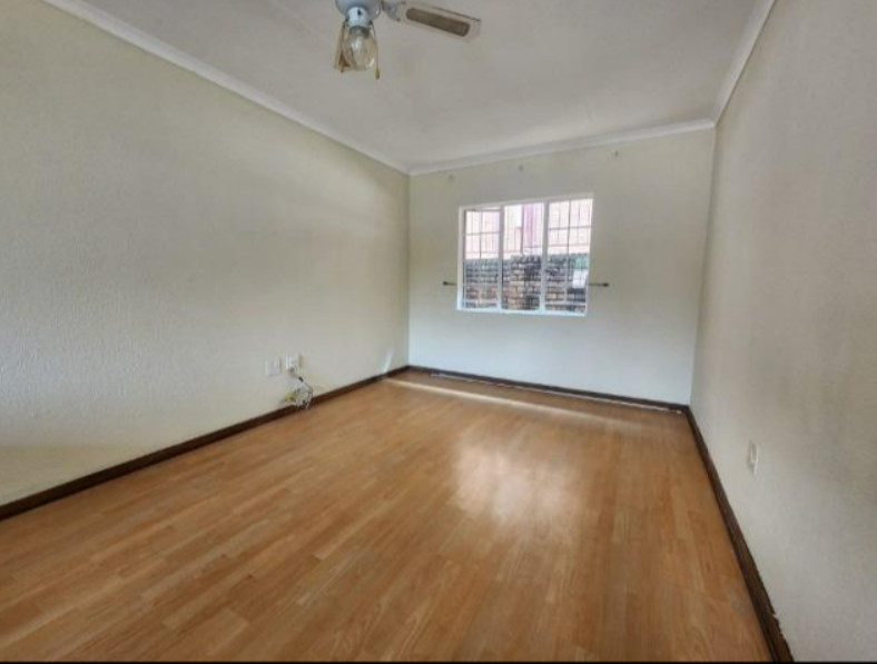 2 Bedroom Property for Sale in South Crest Gauteng