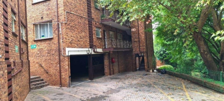 3 Bedroom Property for Sale in South Crest Gauteng
