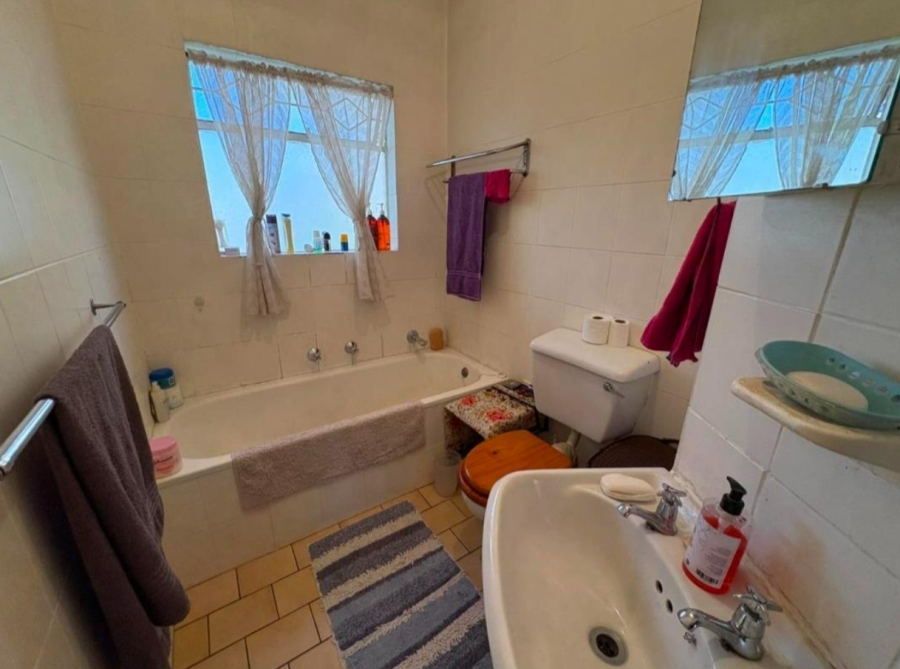 3 Bedroom Property for Sale in South Crest Gauteng