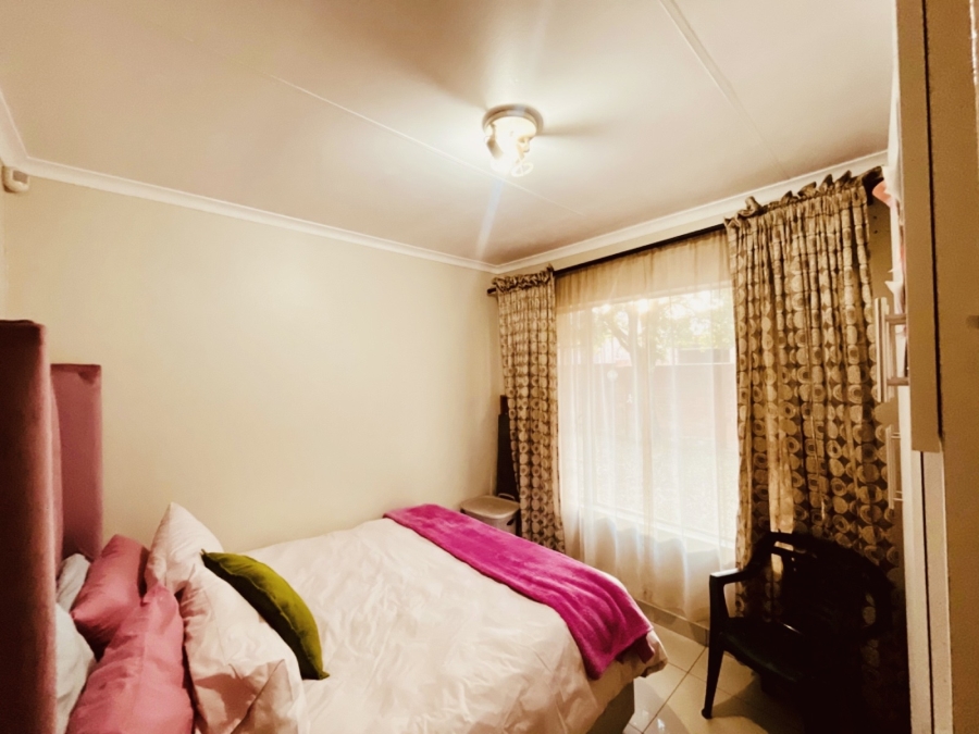3 Bedroom Property for Sale in Noordwyk Gauteng