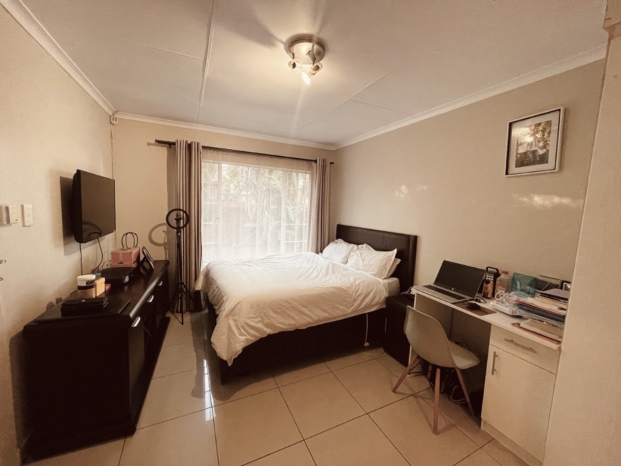 3 Bedroom Property for Sale in Noordwyk Gauteng