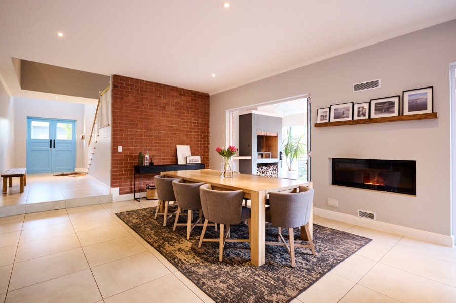4 Bedroom Property for Sale in Waterfall Country Village Gauteng