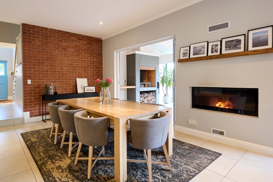 4 Bedroom Property for Sale in Waterfall Country Village Gauteng