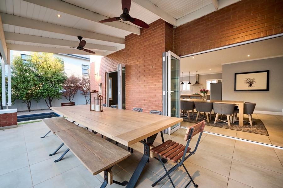 4 Bedroom Property for Sale in Waterfall Country Village Gauteng