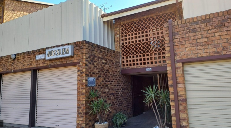 3 Bedroom Property for Sale in South Crest Gauteng