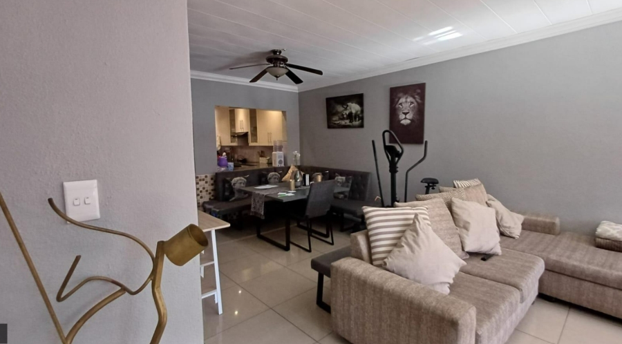 3 Bedroom Property for Sale in South Crest Gauteng