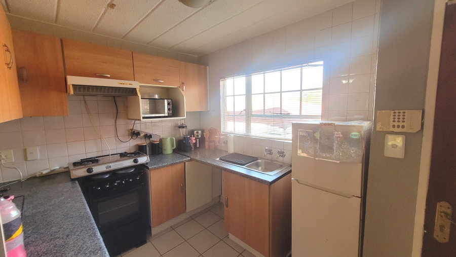 To Let 2 Bedroom Property for Rent in Meyersdal Gauteng