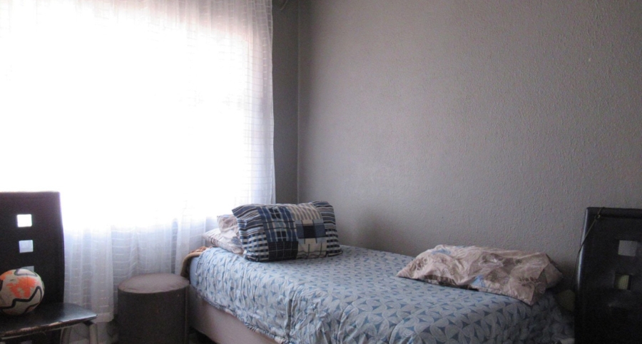 2 Bedroom Property for Sale in Florida Gauteng