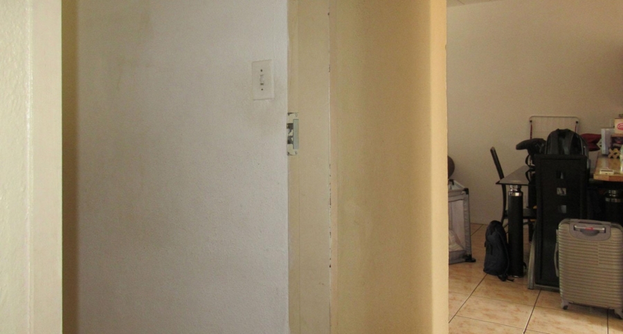 2 Bedroom Property for Sale in Florida Gauteng