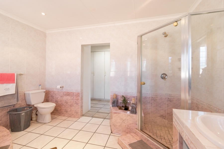 4 Bedroom Property for Sale in Sunward Park Gauteng