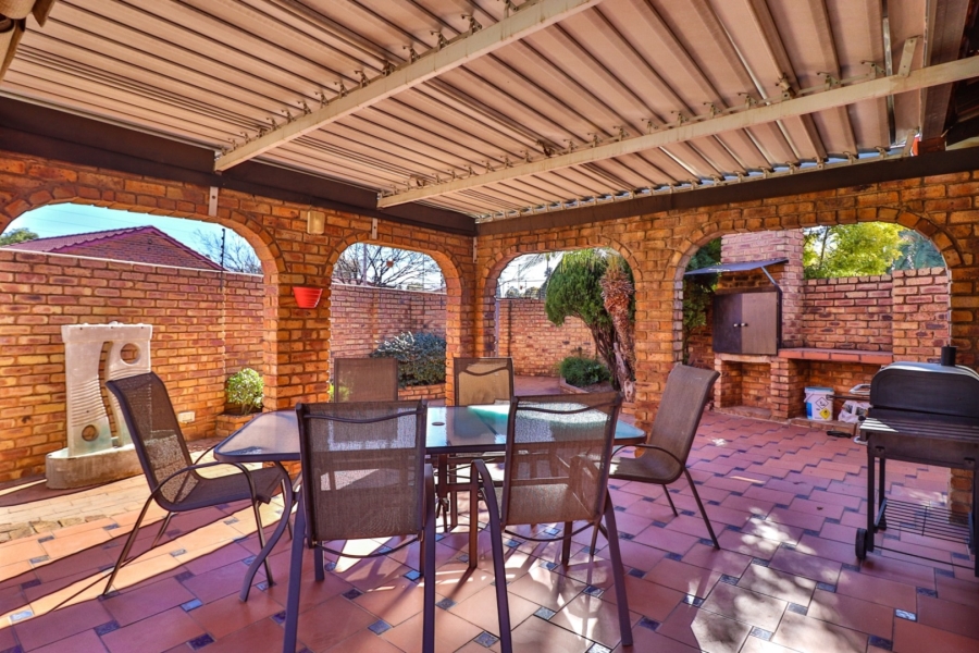 4 Bedroom Property for Sale in Sunward Park Gauteng