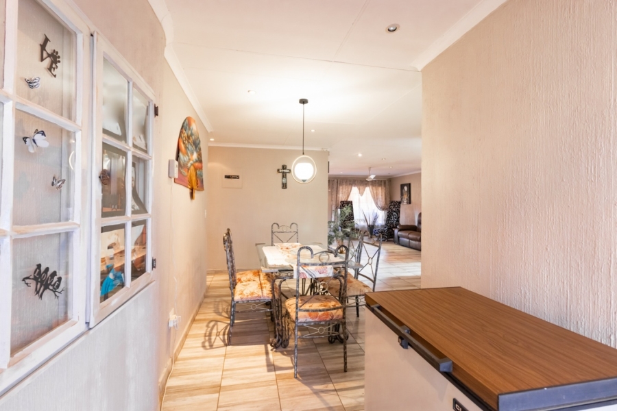 4 Bedroom Property for Sale in Sunward Park Gauteng