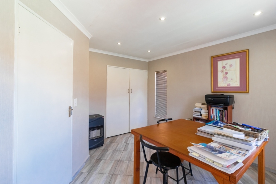 4 Bedroom Property for Sale in Sunward Park Gauteng