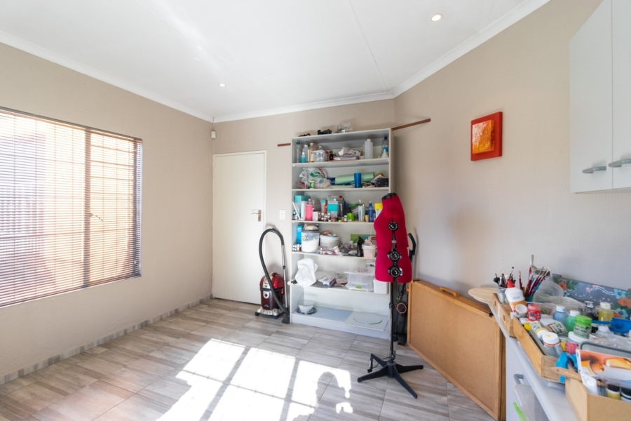 4 Bedroom Property for Sale in Sunward Park Gauteng