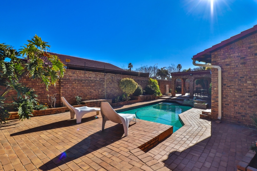 4 Bedroom Property for Sale in Sunward Park Gauteng