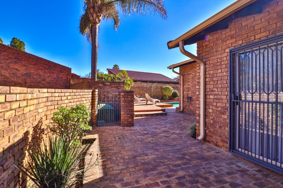 4 Bedroom Property for Sale in Sunward Park Gauteng