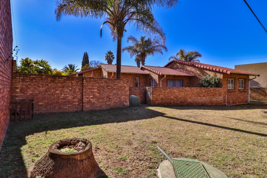 4 Bedroom Property for Sale in Sunward Park Gauteng