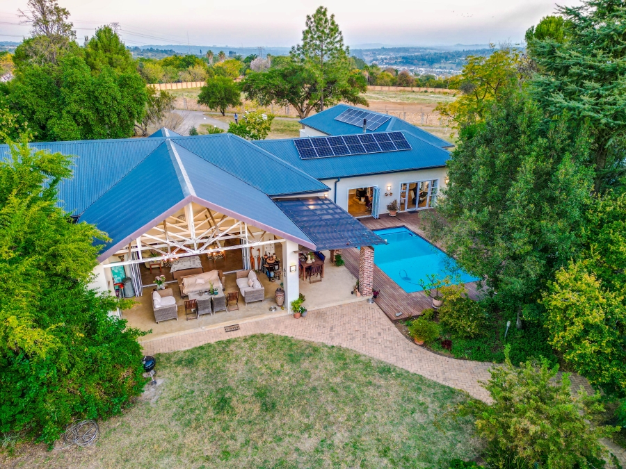 To Let 5 Bedroom Property for Rent in Chartwell Gauteng