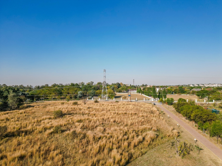To Let 5 Bedroom Property for Rent in Chartwell Gauteng