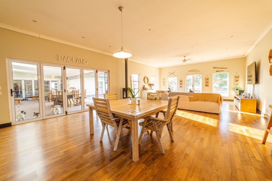 To Let 5 Bedroom Property for Rent in Chartwell Gauteng