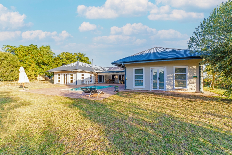 To Let 5 Bedroom Property for Rent in Chartwell Gauteng