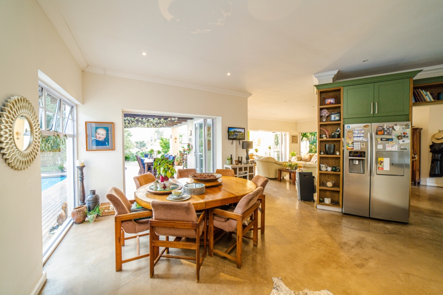 To Let 5 Bedroom Property for Rent in Chartwell Gauteng