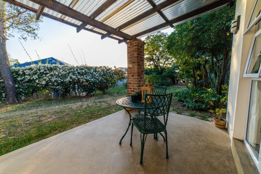 To Let 5 Bedroom Property for Rent in Chartwell Gauteng