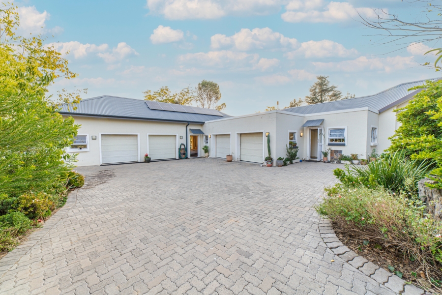 To Let 5 Bedroom Property for Rent in Chartwell Gauteng