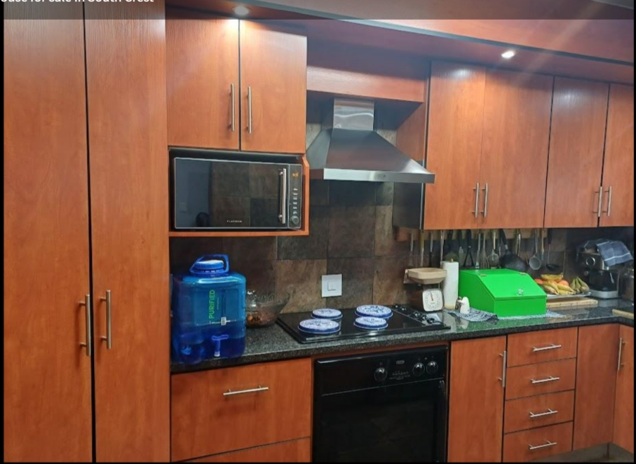 3 Bedroom Property for Sale in South Crest Gauteng
