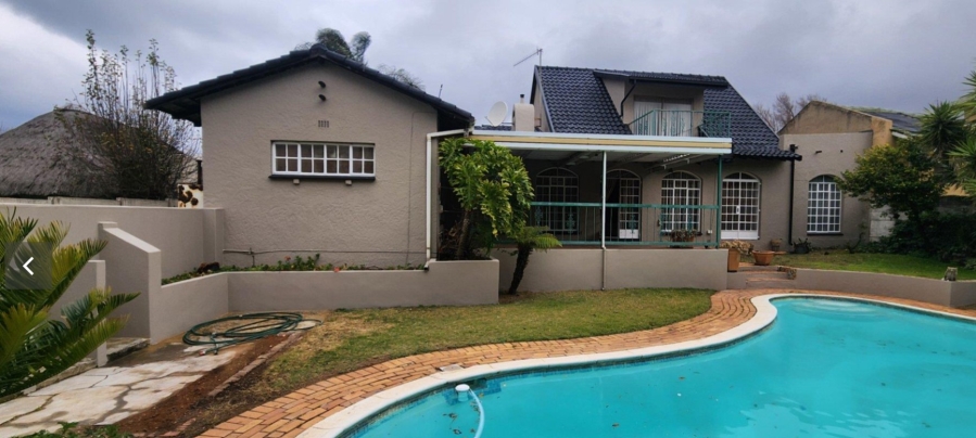 3 Bedroom Property for Sale in Mondeor Gauteng