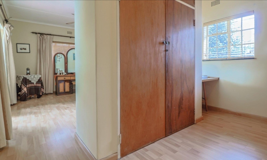 3 Bedroom Property for Sale in Mondeor Gauteng