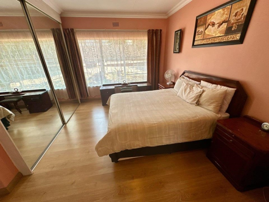 3 Bedroom Property for Sale in Mulbarton Gauteng