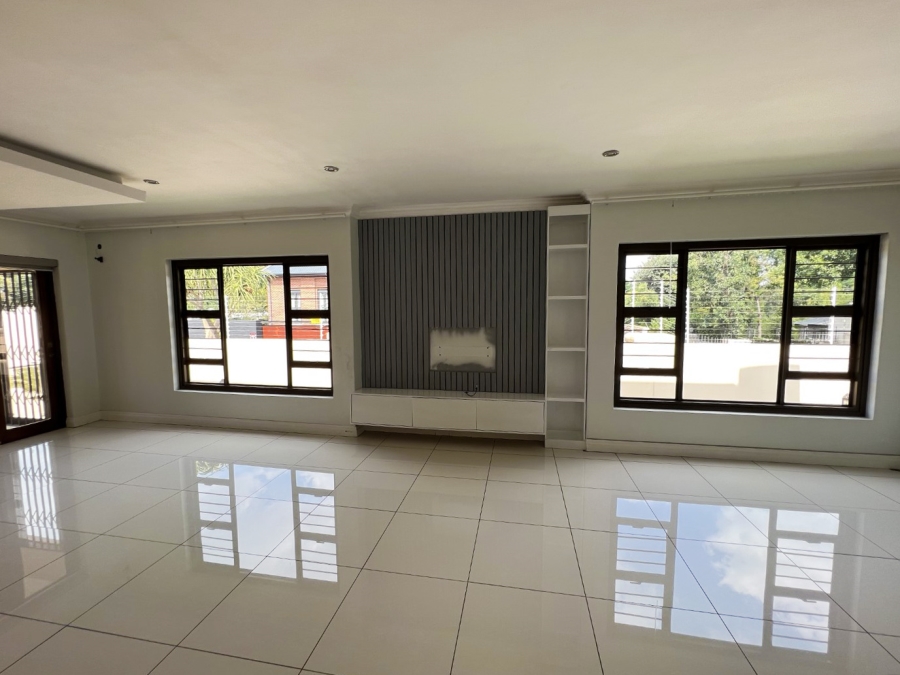 To Let 3 Bedroom Property for Rent in Edenburg Gauteng