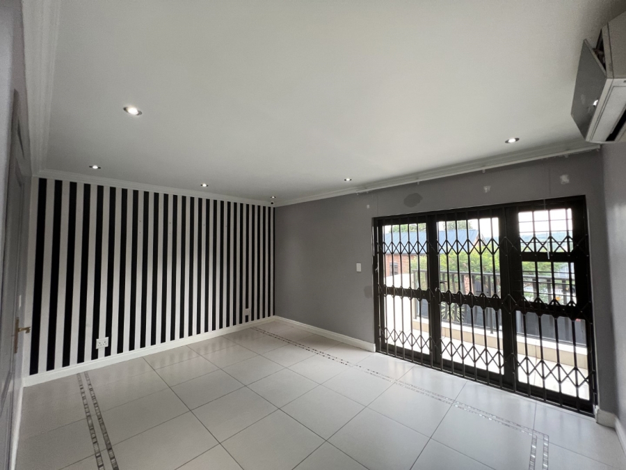To Let 3 Bedroom Property for Rent in Edenburg Gauteng