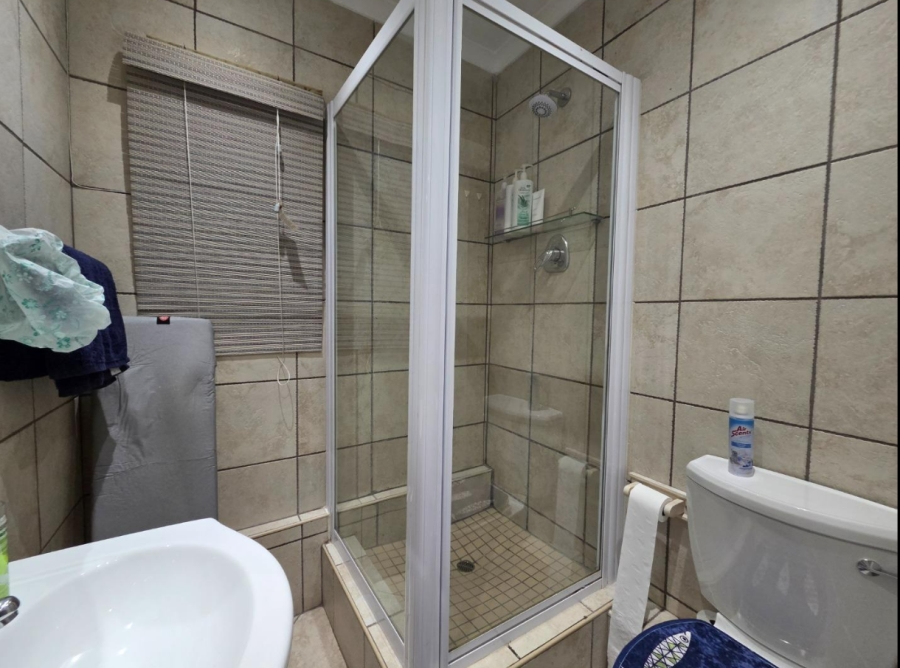 2 Bedroom Property for Sale in South Crest Gauteng