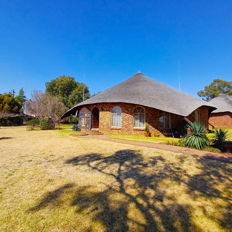 3 Bedroom Property for Sale in Welverdiend AH Gauteng