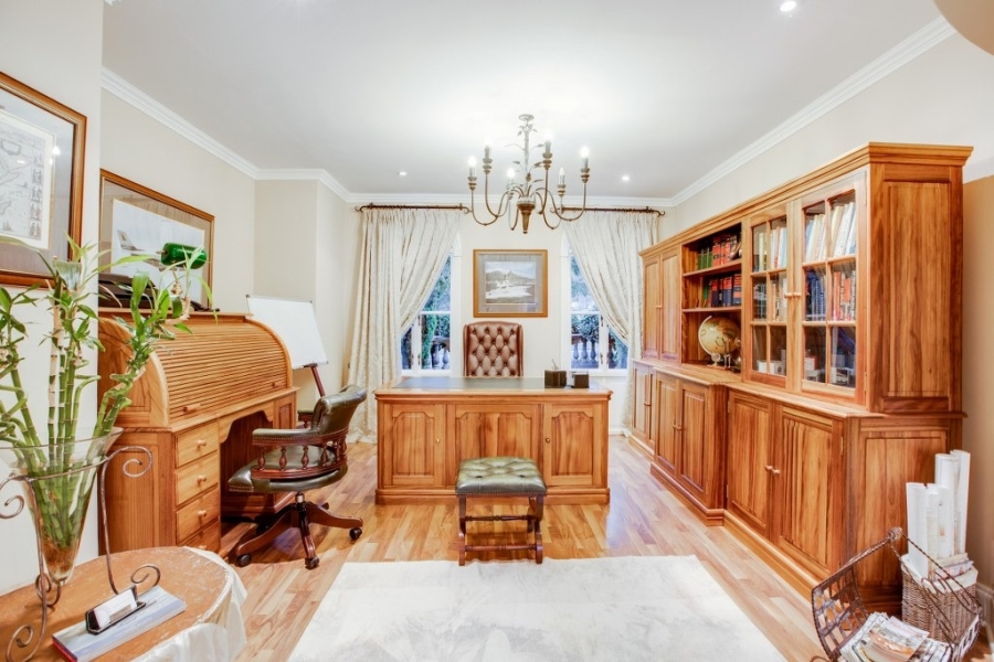 To Let 6 Bedroom Property for Rent in Dainfern Golf Estate Gauteng