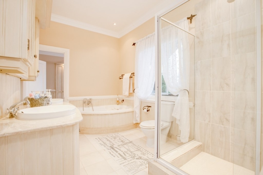 To Let 6 Bedroom Property for Rent in Dainfern Golf Estate Gauteng