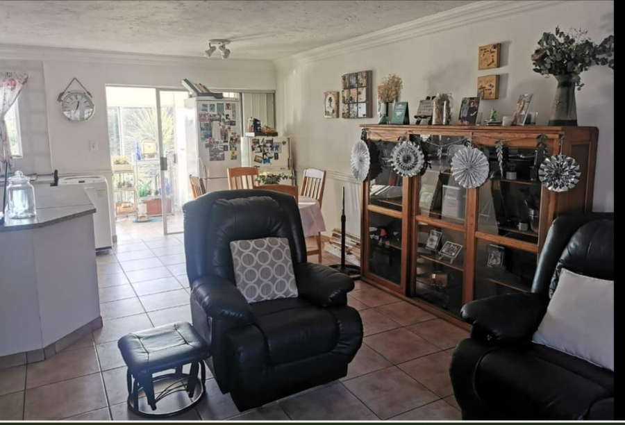 3 Bedroom Property for Sale in South Crest Gauteng