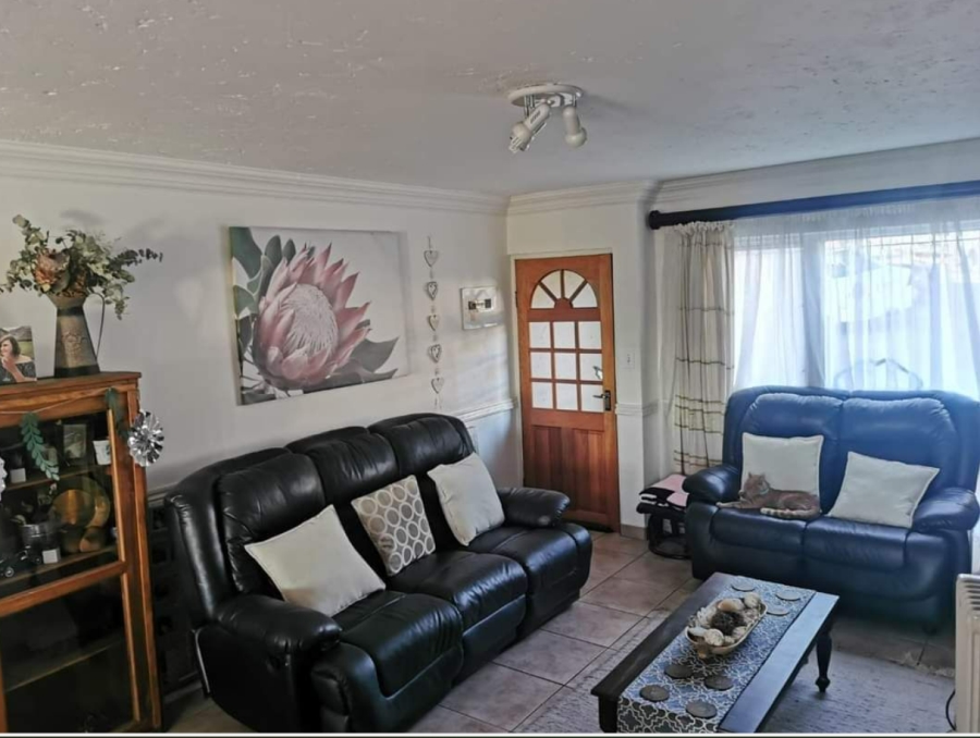 3 Bedroom Property for Sale in South Crest Gauteng