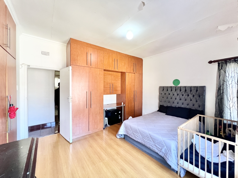 4 Bedroom Property for Sale in Cyrildene Gauteng