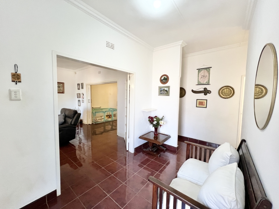 4 Bedroom Property for Sale in Cyrildene Gauteng