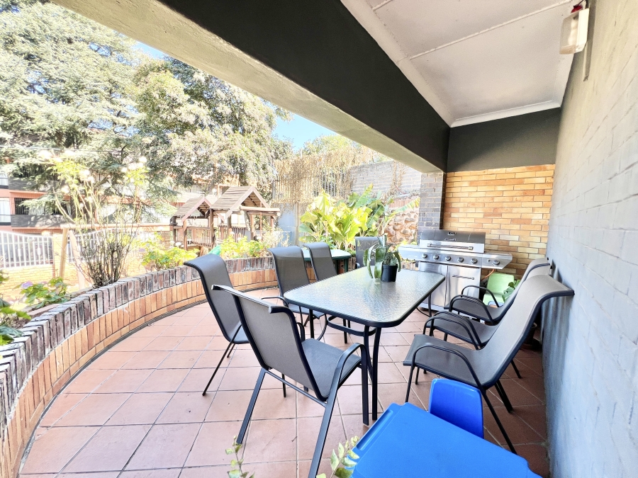 4 Bedroom Property for Sale in Cyrildene Gauteng